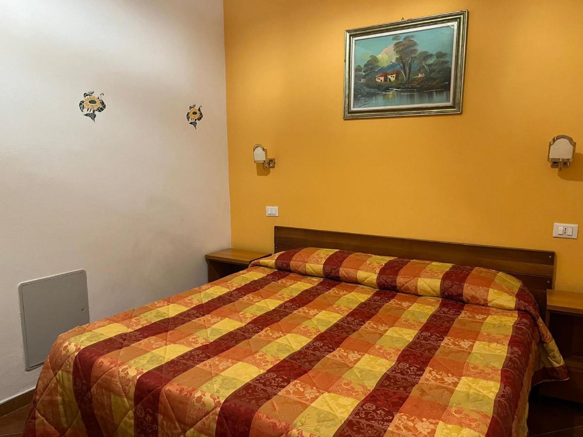 Agriturismo Le Mimose Imperia Kültér fotó